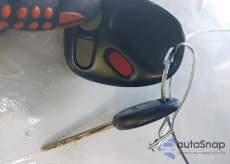 2002 GMC Sonoma Sls from USA, damaged, VIN 1GTCT19W828219424